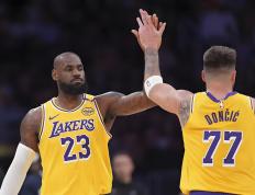 爱游戏体育- 东契奇1 