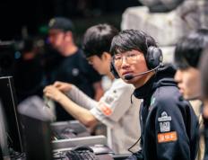 爱游戏-包含Ning在中国队比赛中挺进下一轮，高光表现引发热议！的词条