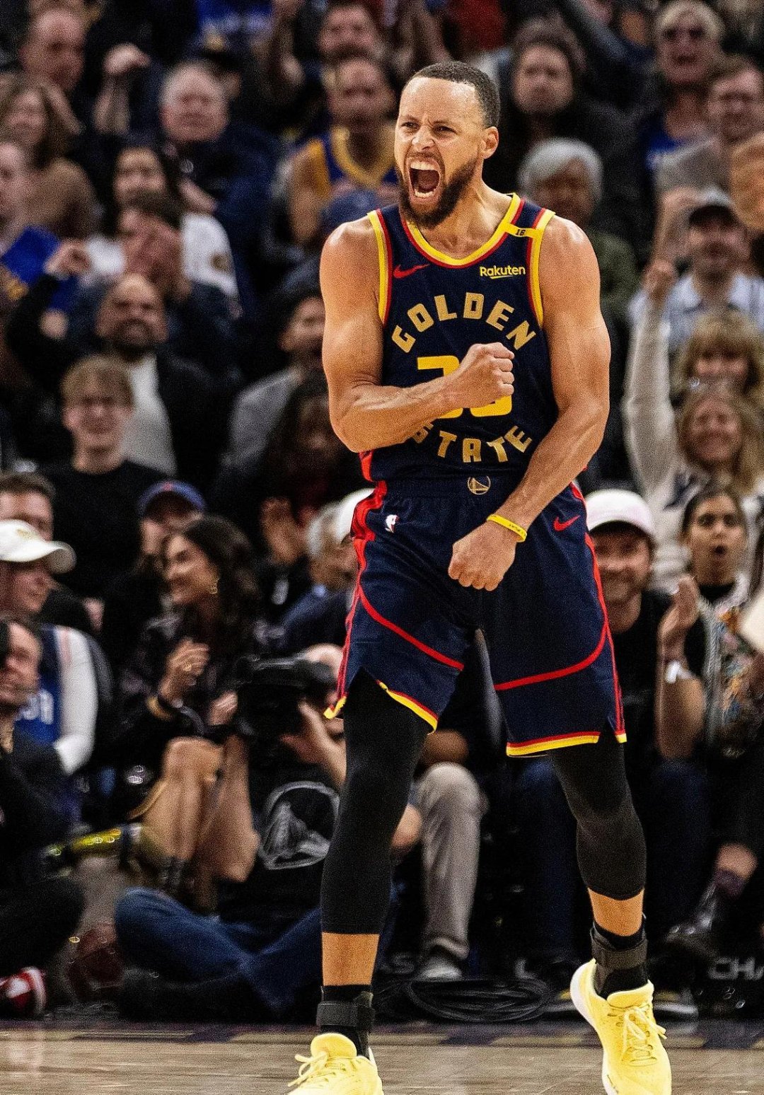 爱游戏体育-库里连续二十场比赛得分超过惊险取胜,德国队挑战极限!的简单介绍